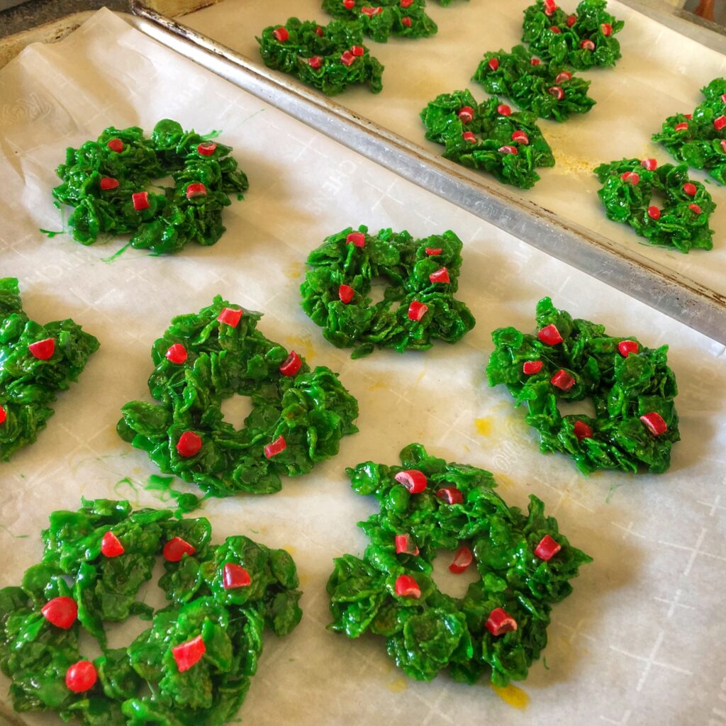 Christmas Wreath Cookies setting up