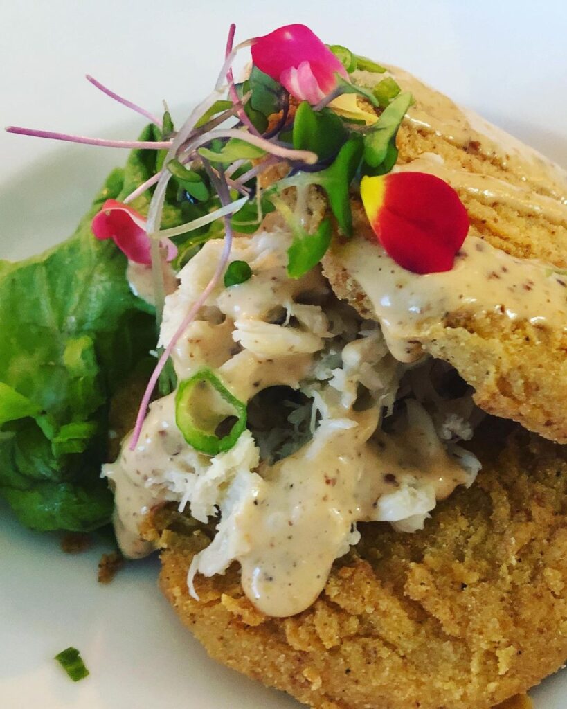 Fried Green Tomatoes with Crabmeat Remoulade