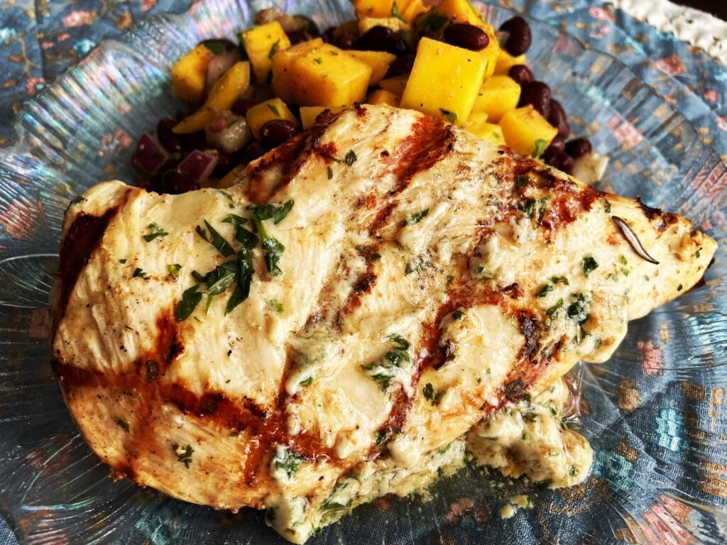 Grilled Chicken with Black Bean Mango Salsa