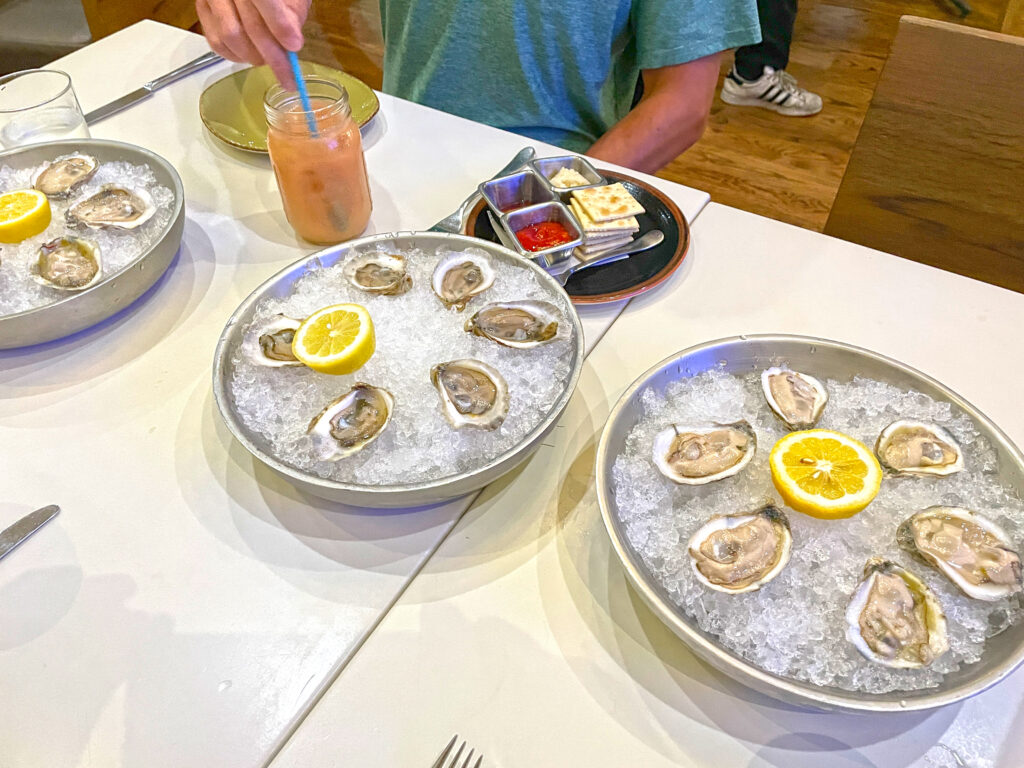 Trio of raw oysters